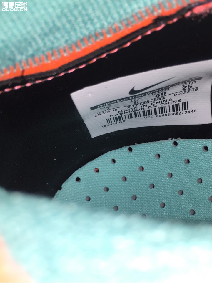 大家来给鉴定一下这双sf4!各位兄弟过来看一看,最近囤了一双sf4,实在太难买了。