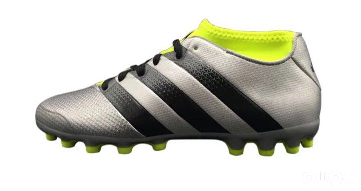 帮忙选择下入手哪双球鞋啊