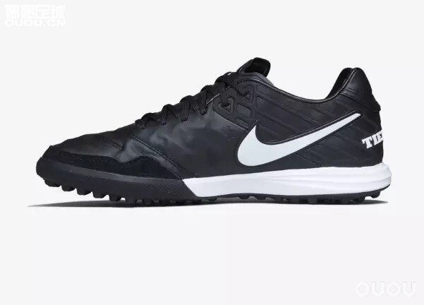 打算入一款TF来延续足球生涯,各位大神给介绍介绍!