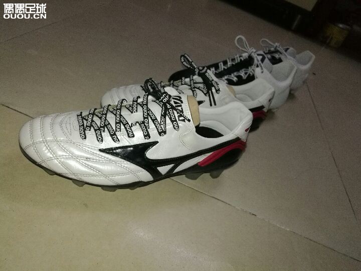 年纪大啦,要成熟,稳重,另外建议出个反光的