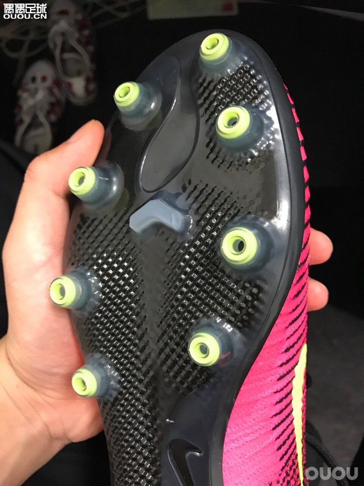 SF5 ag 意产 sample 串9 球员版1.仍然是你熟悉的JP2702.与SF4相比不再偏大半码