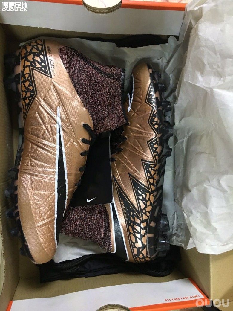 刺客,鬼牌2。毒蜂三大超顶球鞋实战小感慨