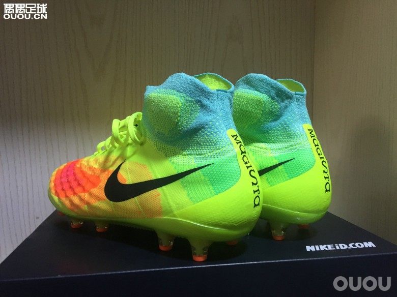 鬼牌2超顶首发色到家简单对比鬼1