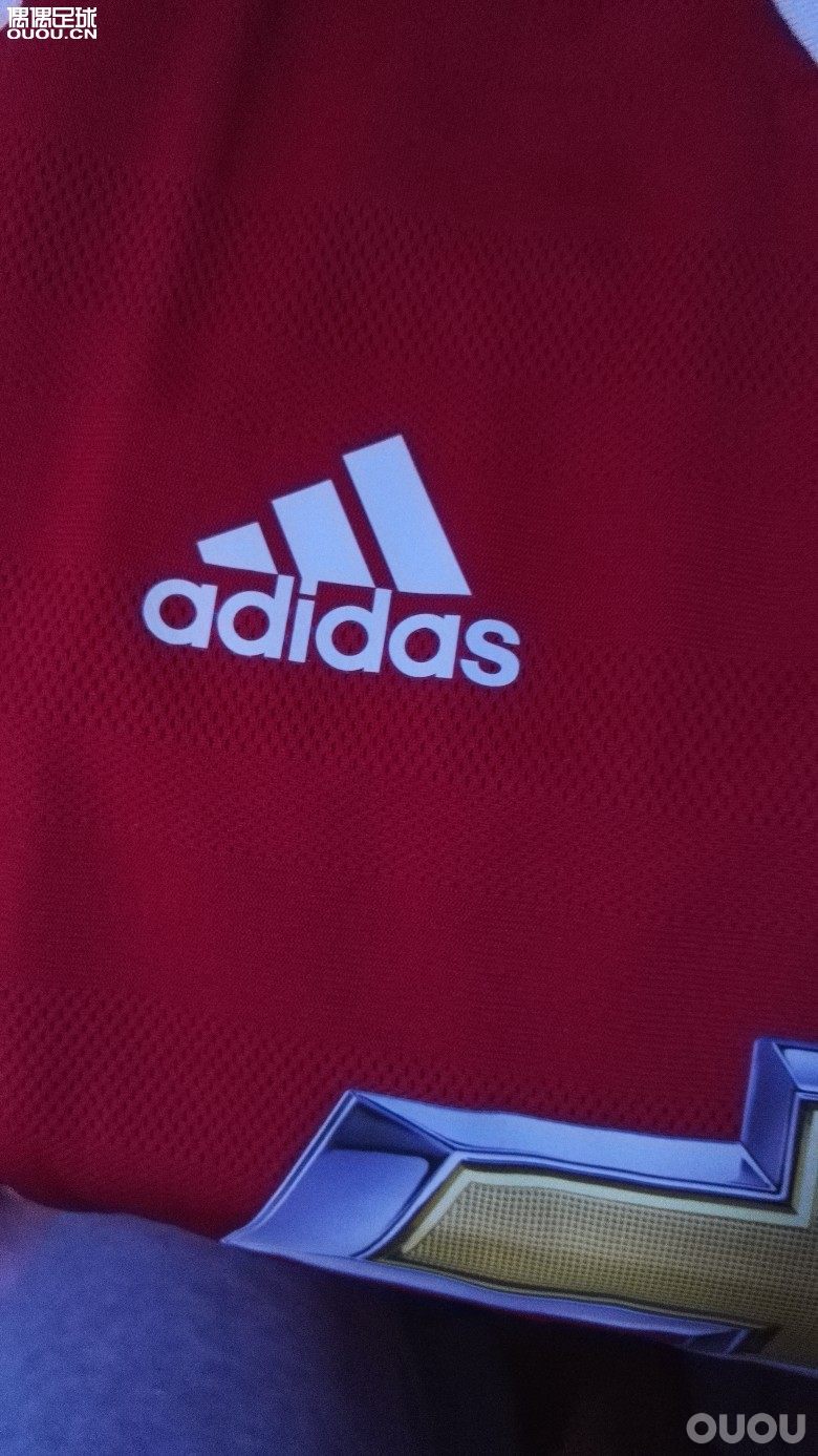 求鉴定曼联球员版球衣