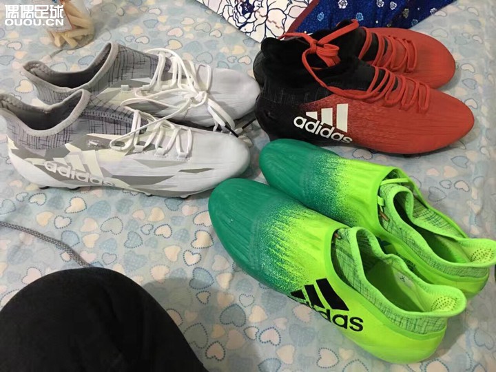 新鞋终于到了…………………………………