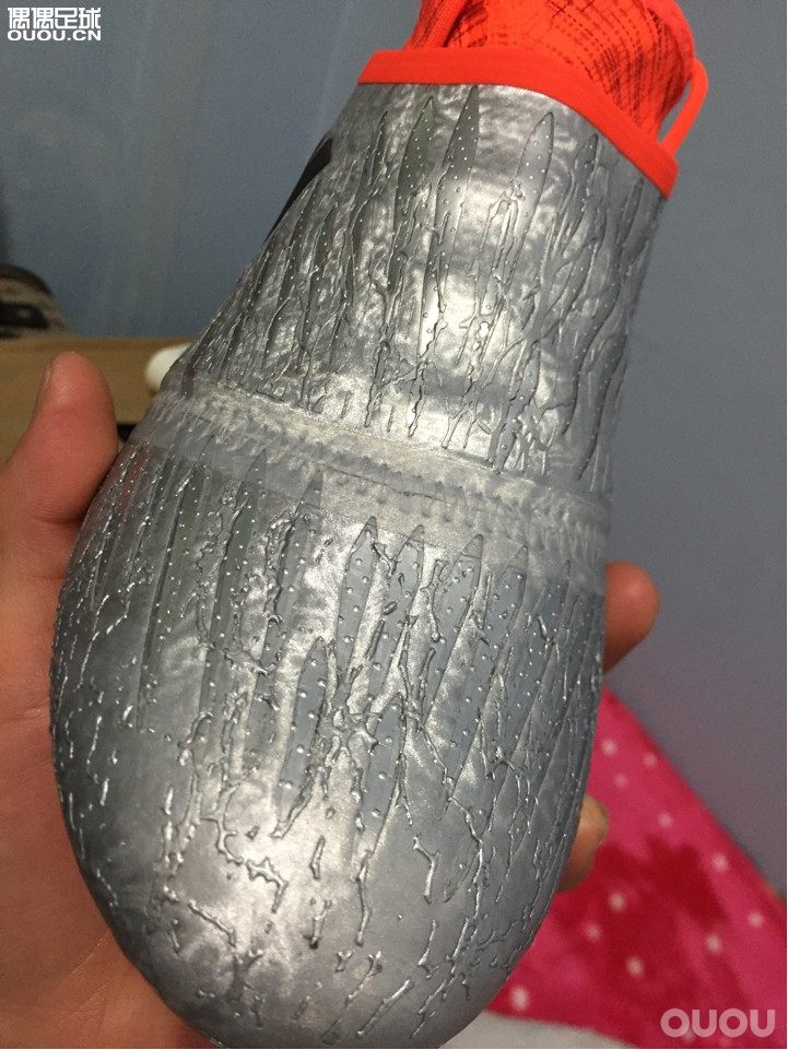 迟迟入手得欧洲杯配色。