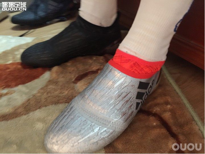 迟迟入手得欧洲杯配色。