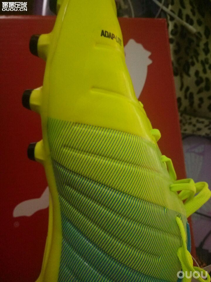 问一下彪马足球鞋evopower1.3 AG是不是正品啊?