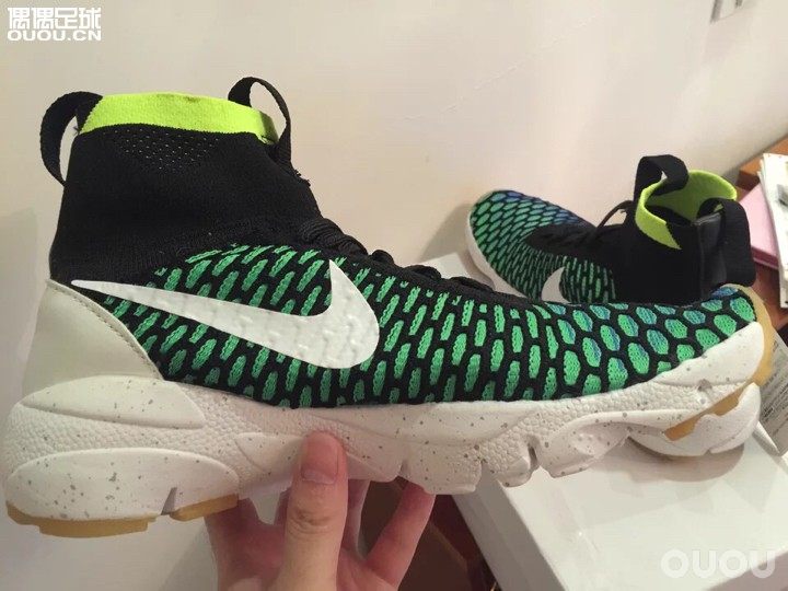 请问各位大神这鞋是正品吗?