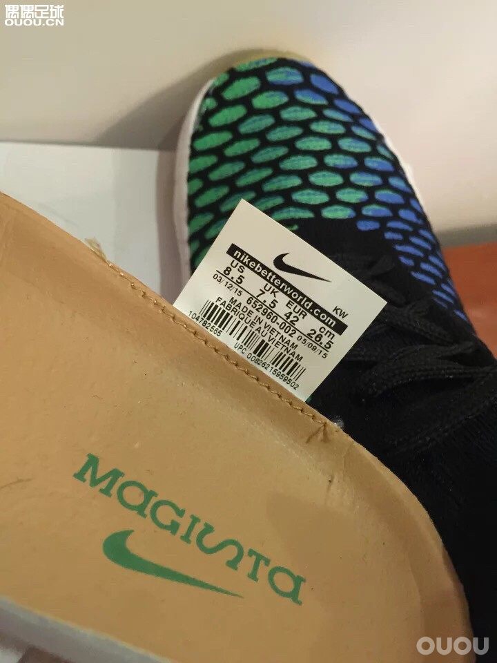 请问各位大神这鞋是正品吗?