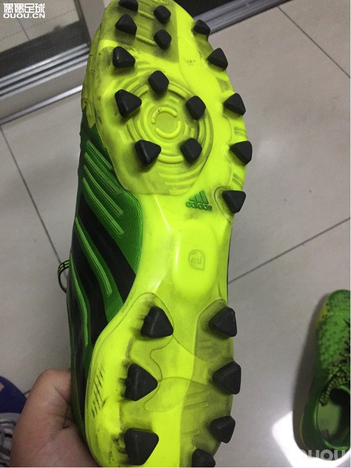 新入的鞋子,麻烦各位鉴定下