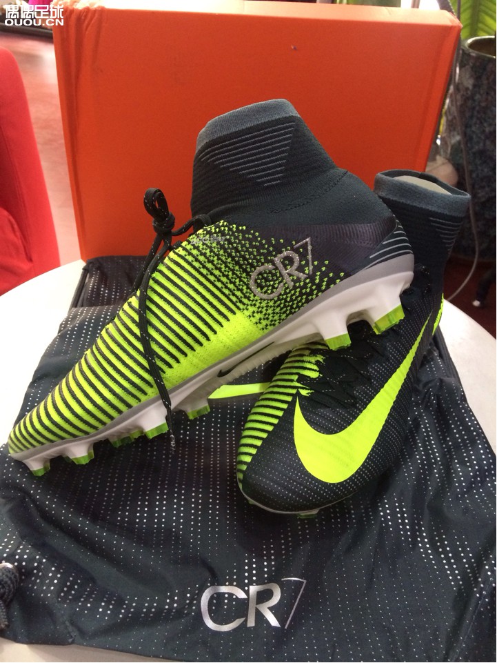 迟到的生日礼物!!老婆送的!