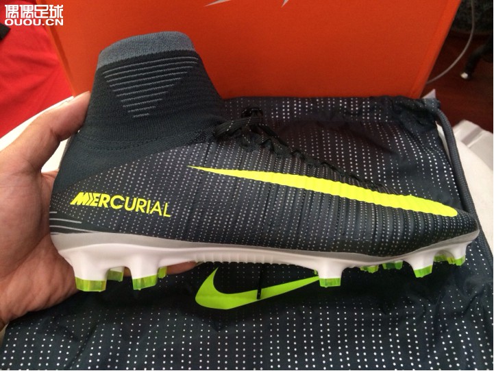 迟到的生日礼物!!老婆送的!