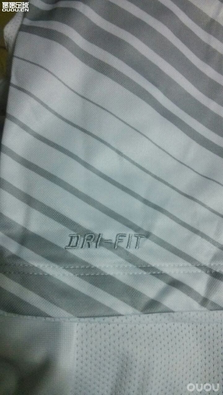 图便宜入的,某天路经商场