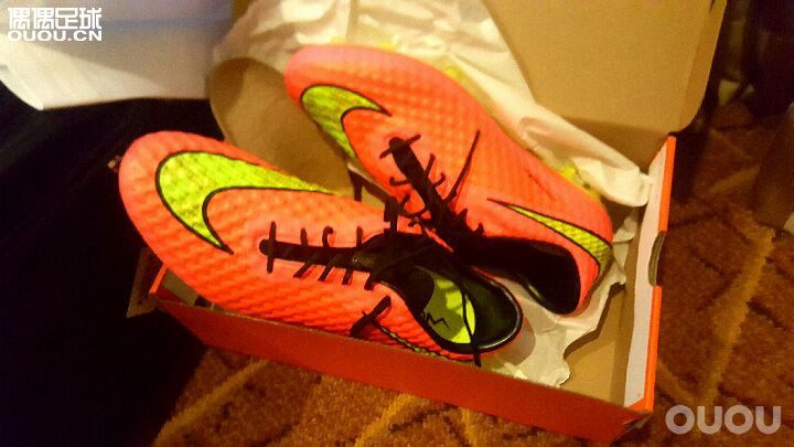 坡县的鞋子真是白菜价