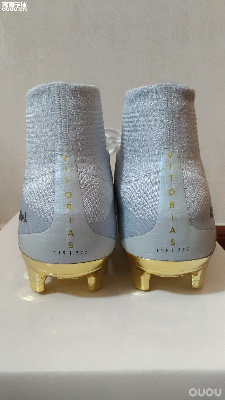 晒一波!!限量777双金球战靴Mercurial Superfly CR7 Vitórias