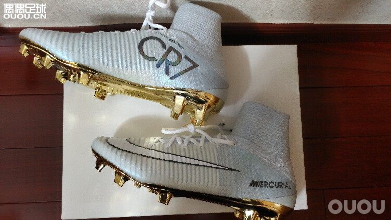晒一波!!限量777双金球战靴Mercurial Superfly CR7 Vitórias