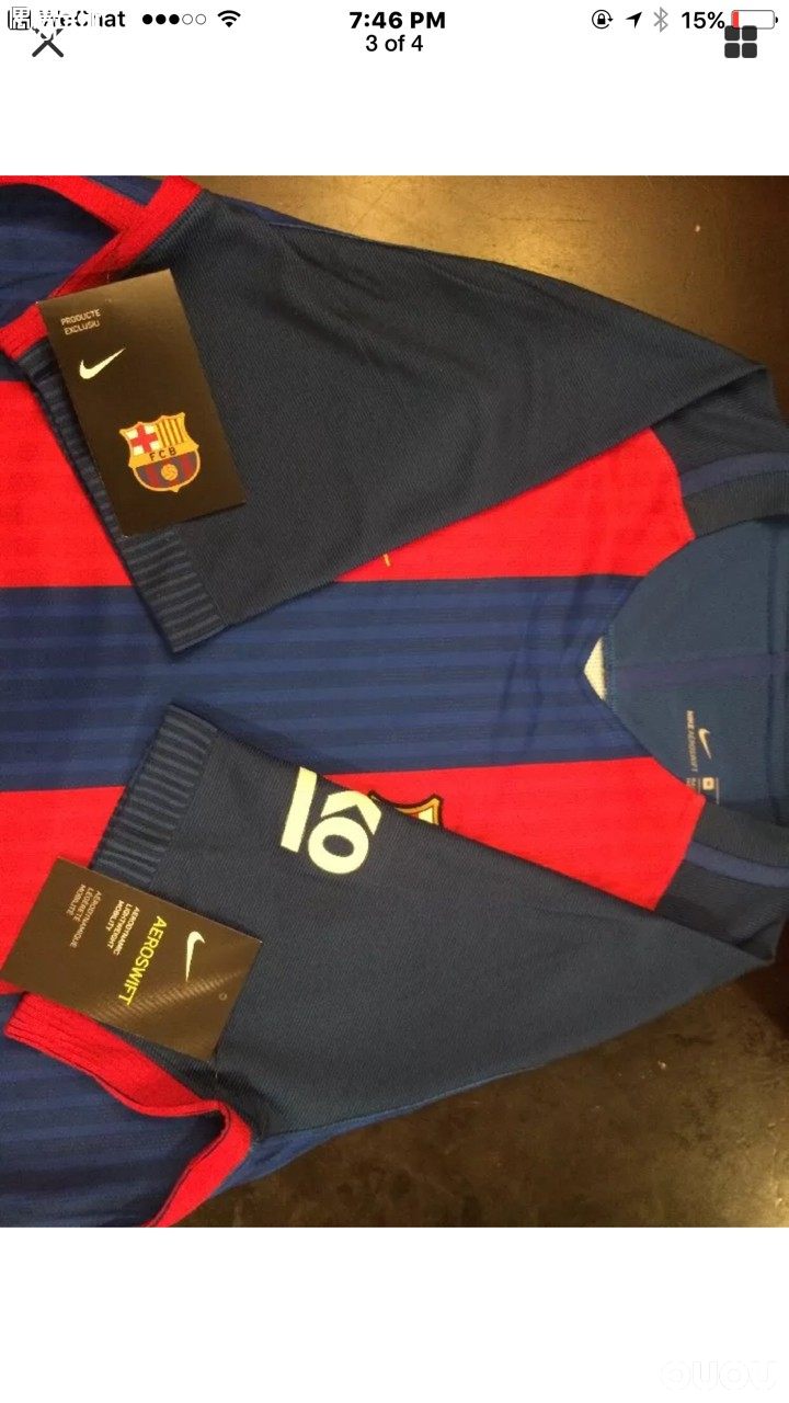 麻烦哥哥姐姐鉴定下这件巴萨球员版的真假