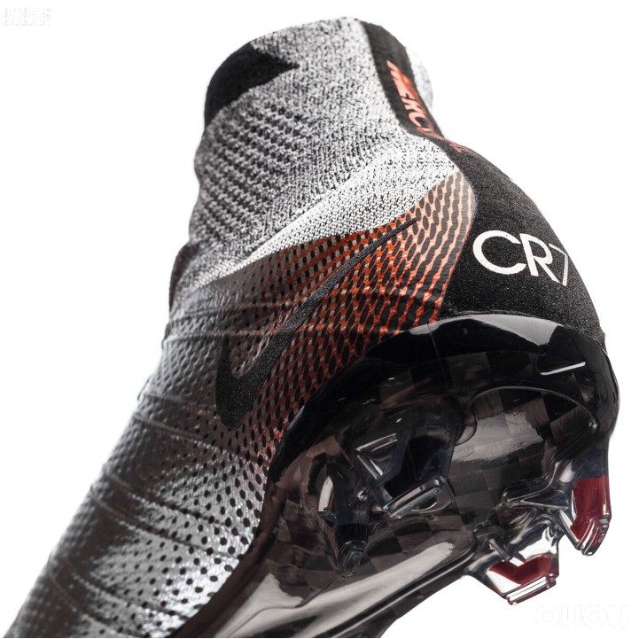 这鞋怎么样啊?觉得很漂亮,想入一双,有没有大神比较懂得给一些建议,谢谢了!