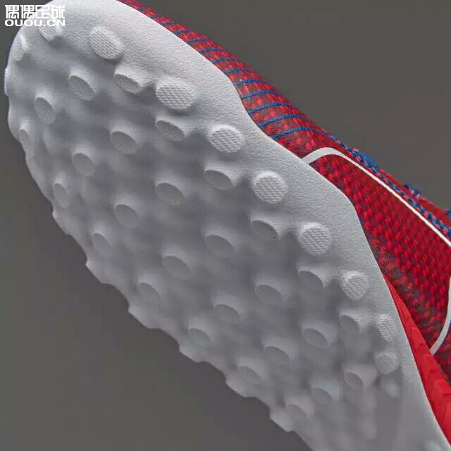 哪位大师穿过这款战靴,给点意见