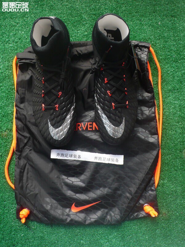 纠结于毒蜂3和x16+求大家给点建议