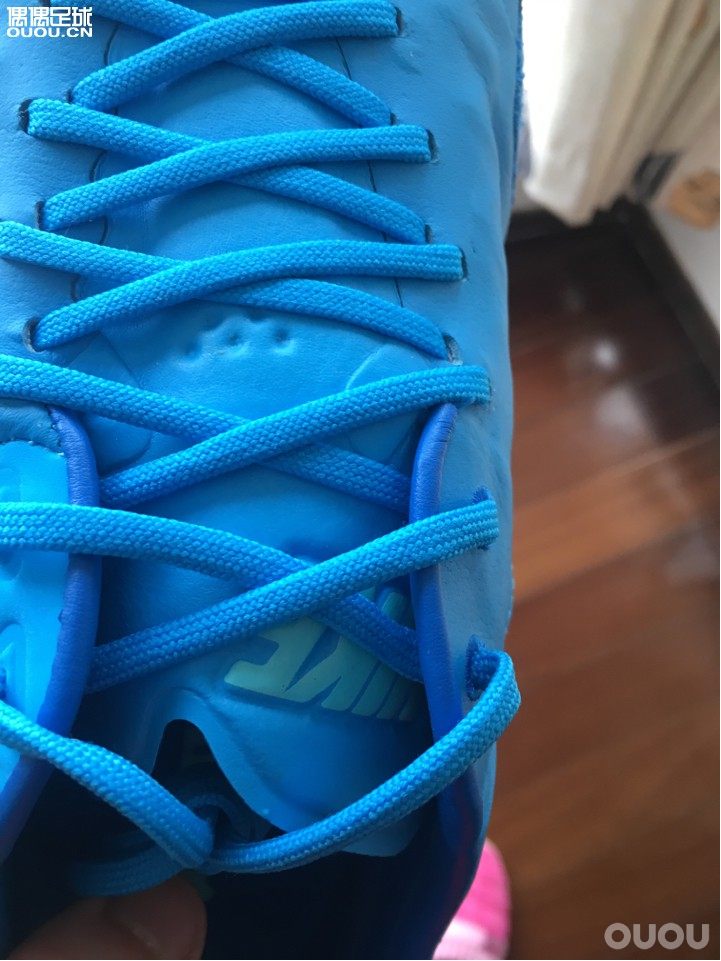 某宝购入传奇tf一双