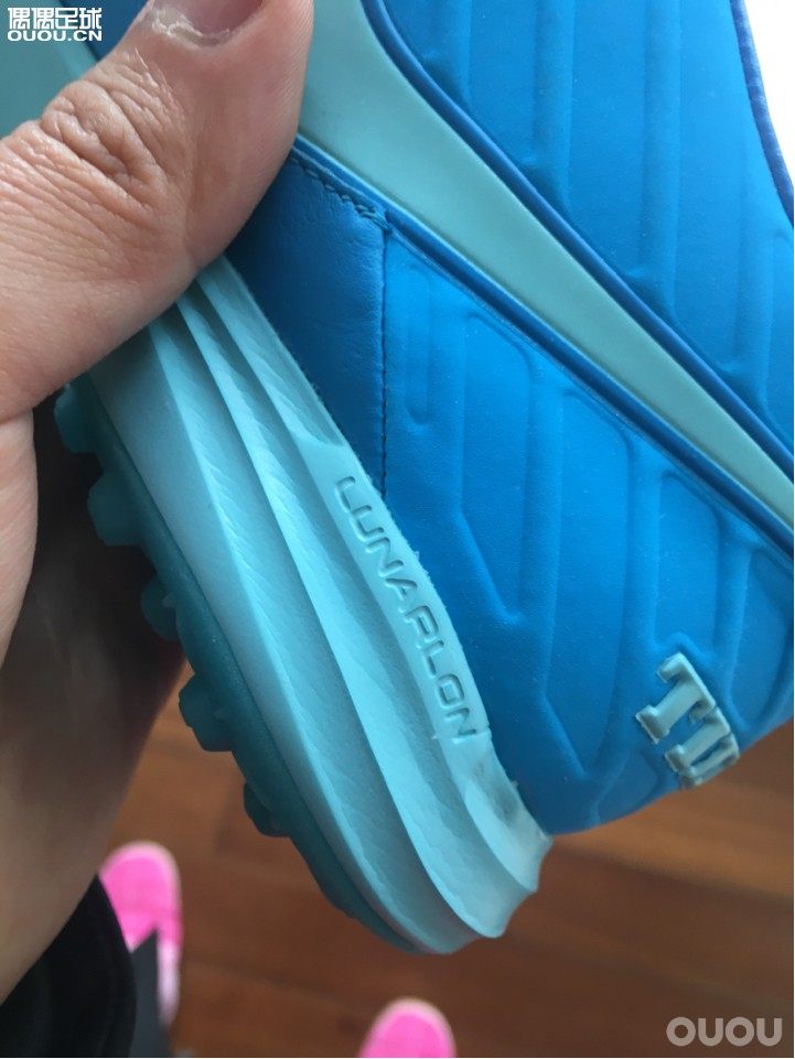 某宝购入传奇tf一双