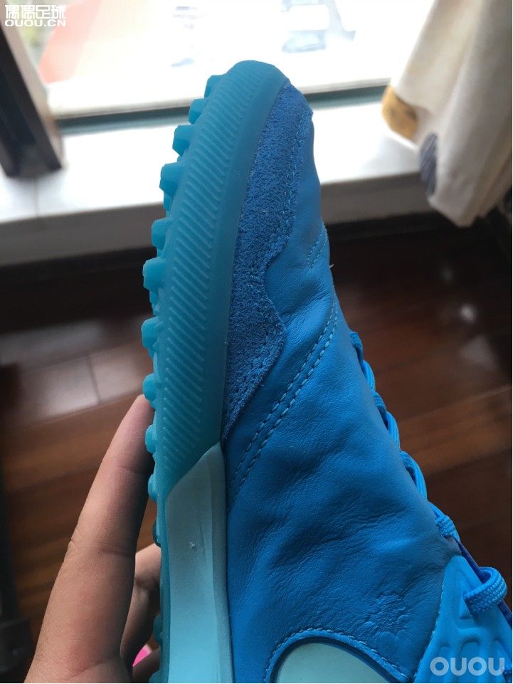 某宝购入传奇tf一双