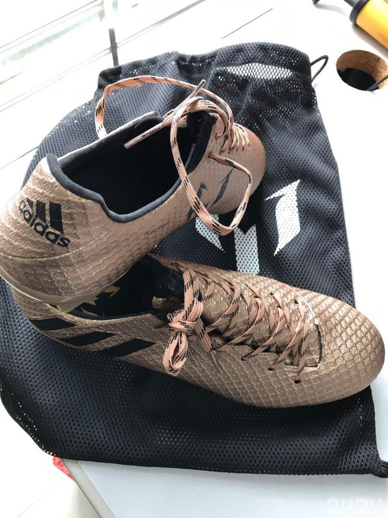 新入messi系列最后一款配色,煤老板上脚款messi16.1