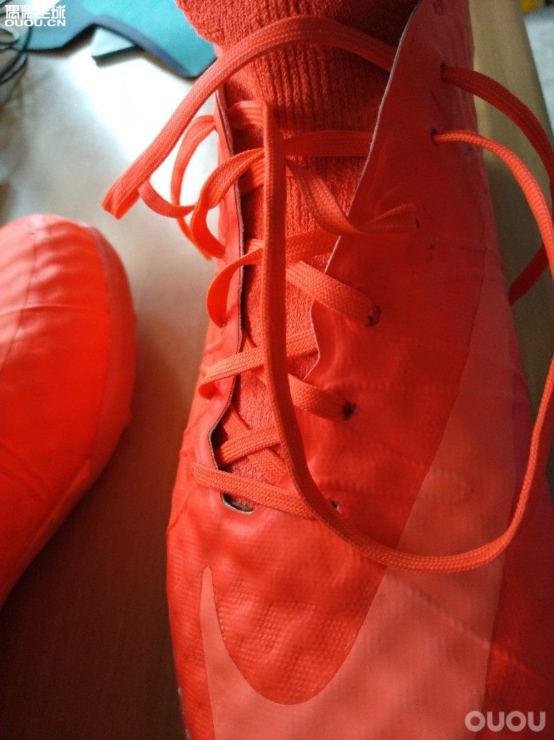 闲鱼收到毒蜂2.5超顶tf,求论坛大神帮忙鉴定