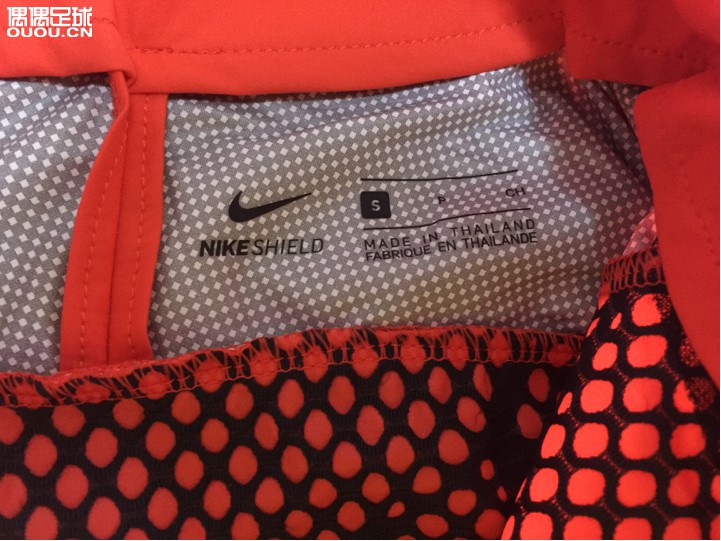 耐克球员版半拉链鲨鱼皮