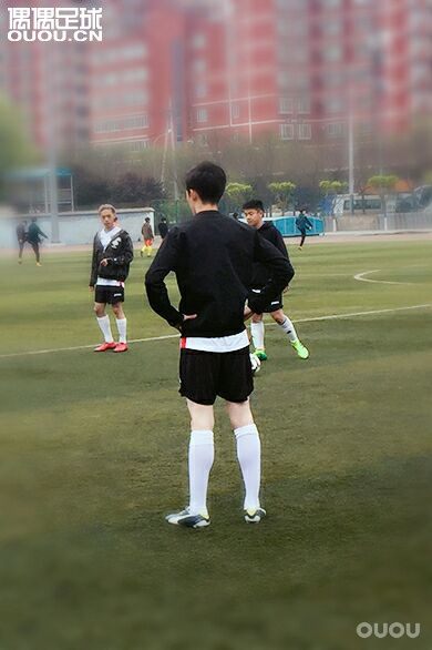 king 2 真心不错
北京大学生足球乙级联赛
第一场北京城市学院2比0力克首都师范大学
???