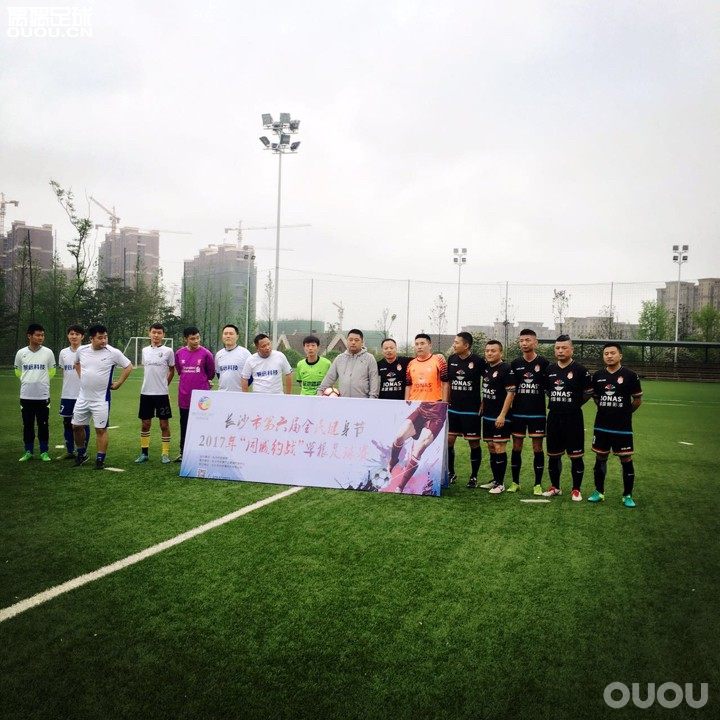 下周马上带孩子们打比赛啦…在这之前的长沙百尚的新赛季也开始了.今天第一场比赛有惊无险的赢下