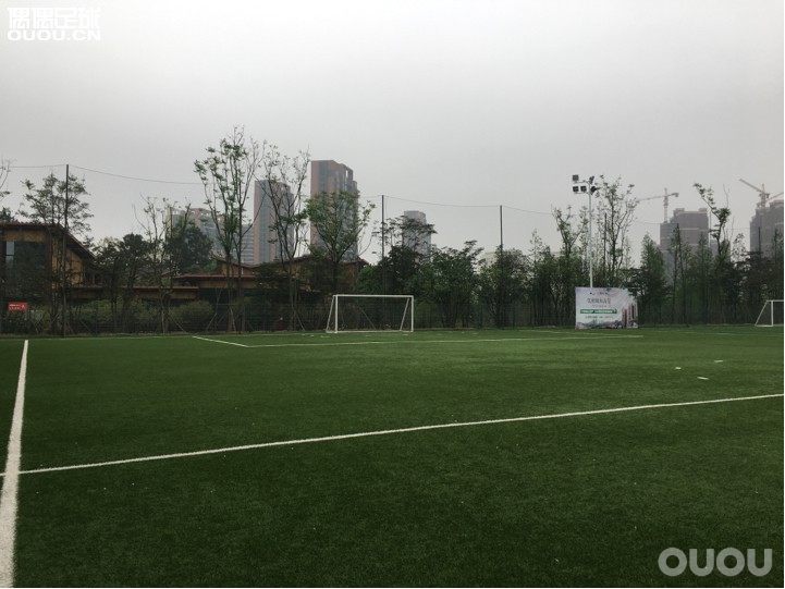 下周马上带孩子们打比赛啦…在这之前的长沙百尚的新赛季也开始了.今天第一场比赛有惊无险的赢下