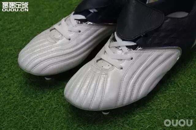 期待今年铁系列的重生,祝愿李宁重新领导国内足球装备领域,做国人骄傲。