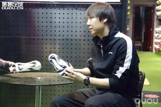 期待今年铁系列的重生,祝愿李宁重新领导国内足球装备领域,做国人骄傲。