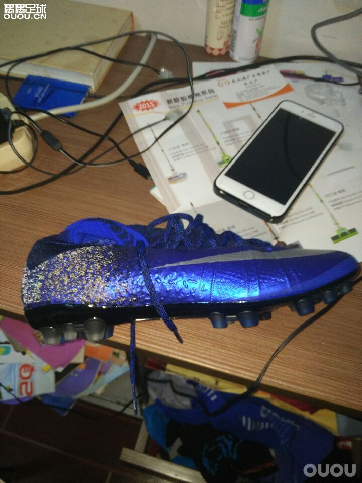 求大神鉴定耐克cr7,这个有中国产的吗?跟波产有什么区别,是否是正品。