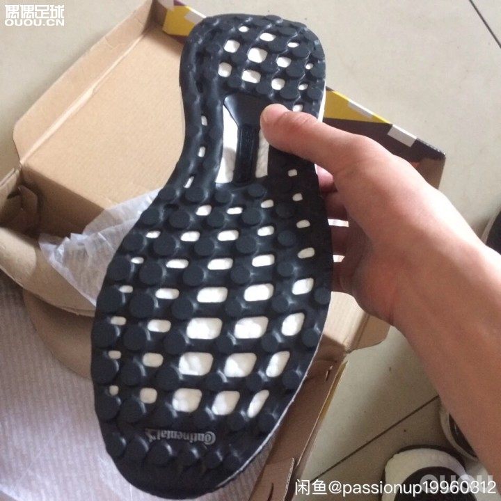 刚入手的Ub 3.请大神看看正不正。