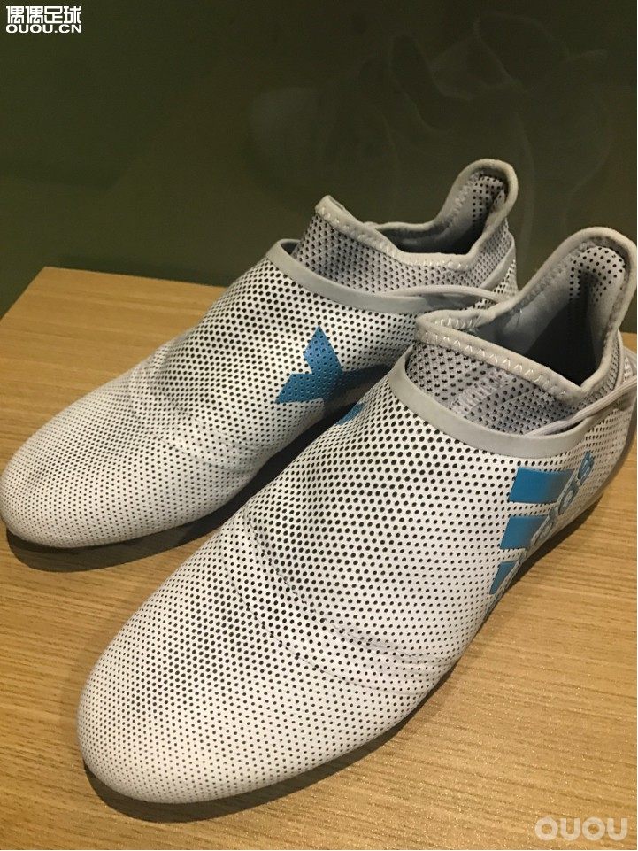 上了偶偶之后…就不停的看各种鞋,总是忍不住手,最近连厂货都买上了,不懂,求大神看看。