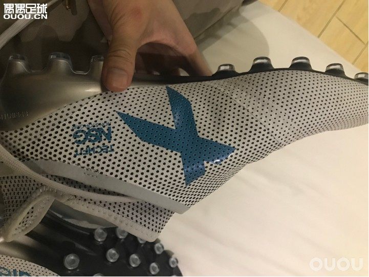 上了偶偶之后…就不停的看各种鞋,总是忍不住手,最近连厂货都买上了,不懂,求大神看看。