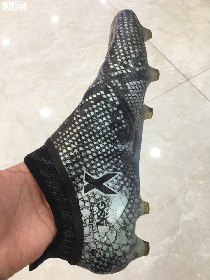 求鉴定…蛇纹X16+