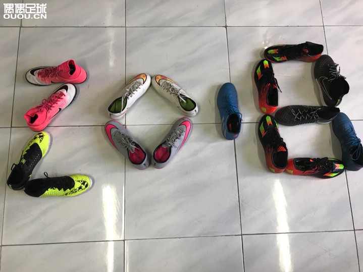 穿过的大神推荐一下,刺客10的和袋鼠皮的11。都是tf。