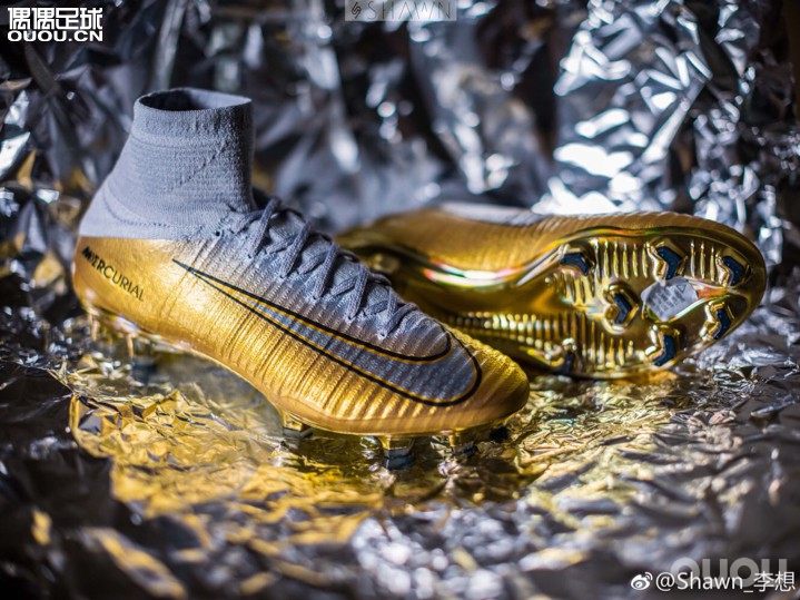 老铁们来求推荐啊
现役有两双
hypervenomx 2.5 超顶tf
mercurial superfly4 fg