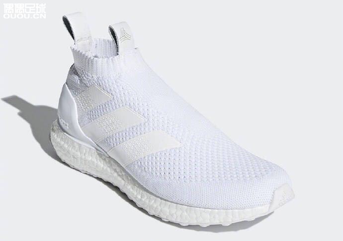 求各位老哥推荐洗鞋神器
今天逛街看到这 作为足球狗马上就不淡定了