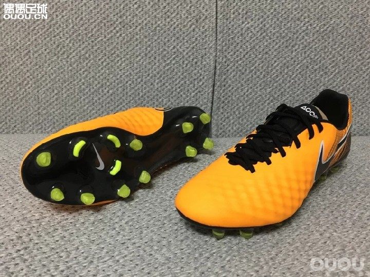 大神们来讨论一下鬼牌2是换面的好还是原版的好,鞋钉(在都磨钉的情况下)ag好还是fg好,麻烦有的来说说。