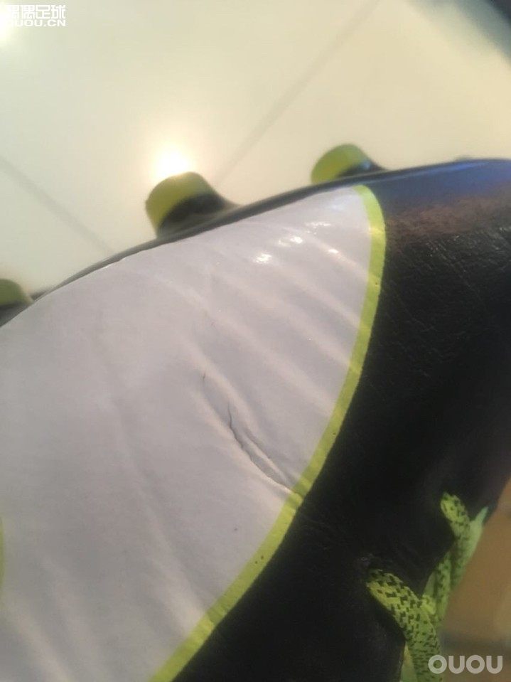 evotouch的皮面出现裂痕,请教大神们有没有好的解决办法?