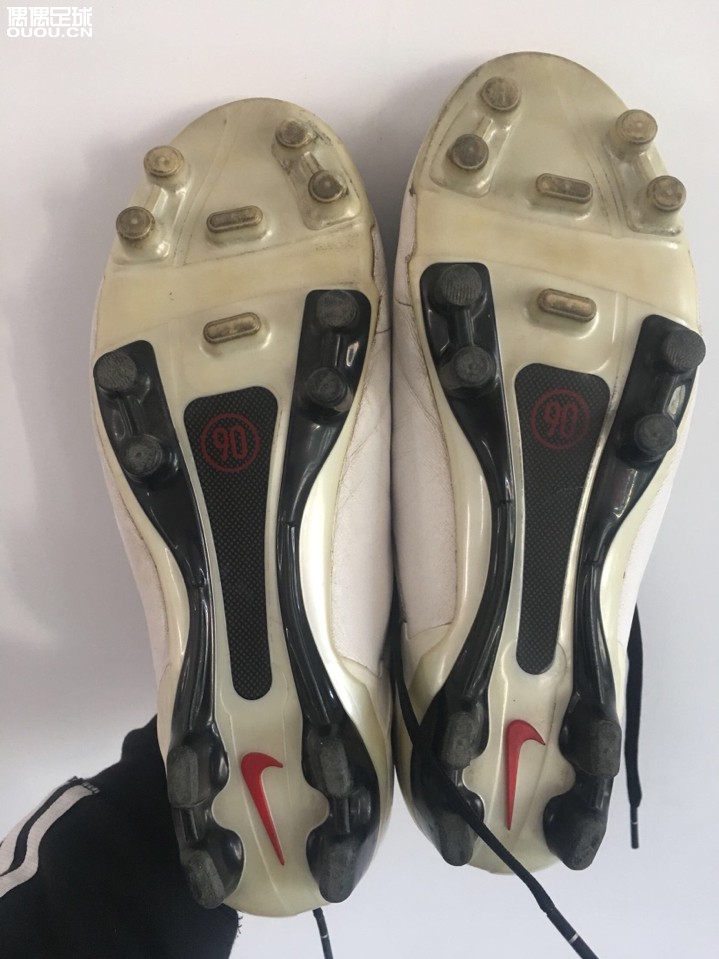 各位偶友,请教一个问题,磨钉的时候能不能把后钉磨的相对短一点,有没有朋友试过,会影响使用感受吗?