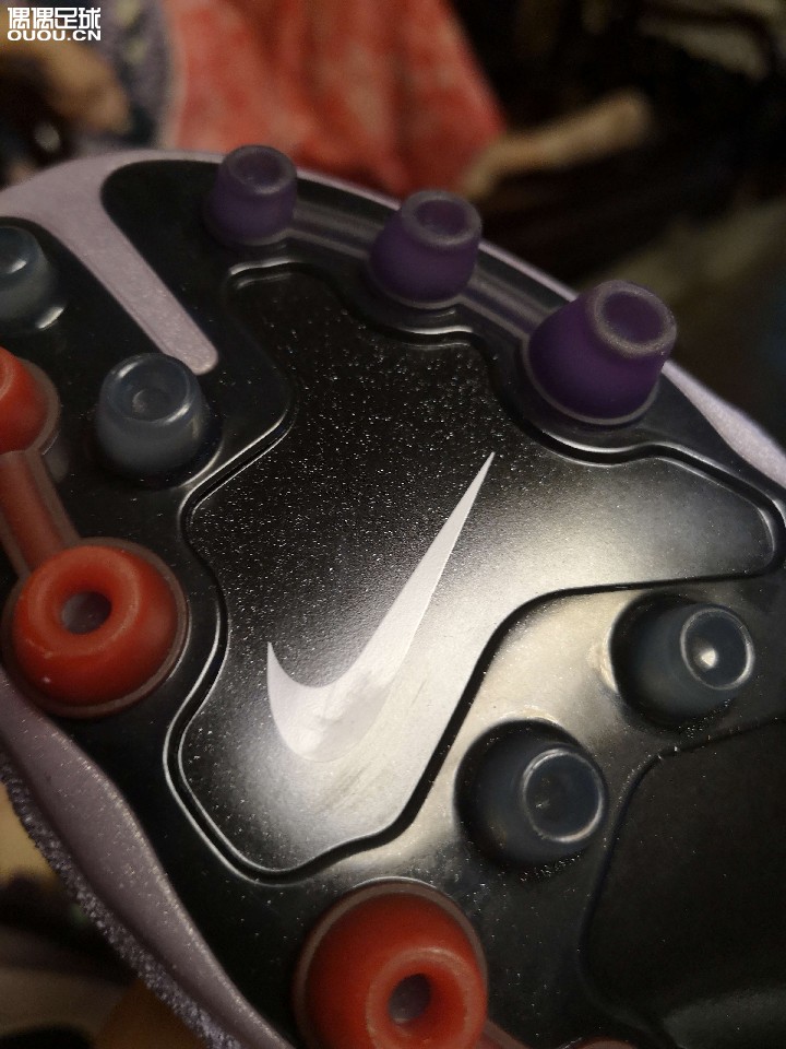 求各位大神鉴定,刚收的鞋,正不正