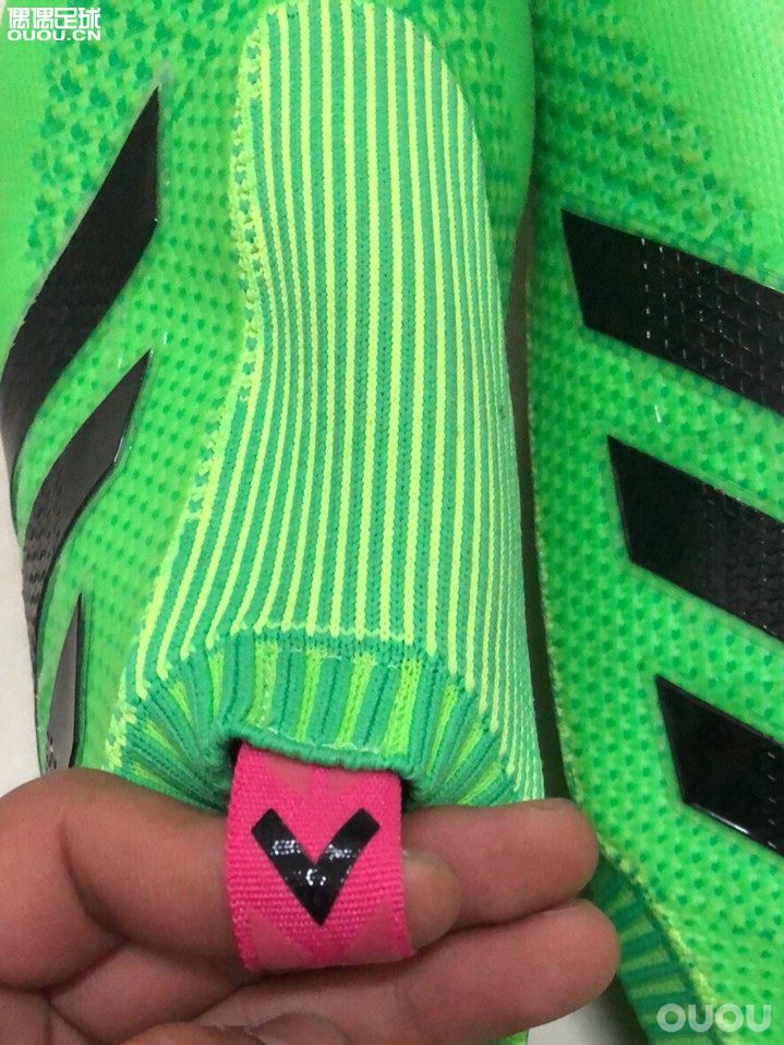 麻烦老哥们进来帮忙看看正不正。价格挺白菜的。