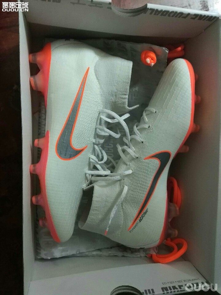 试过X17+.现在入一双sf6试试看能不能提升战力。